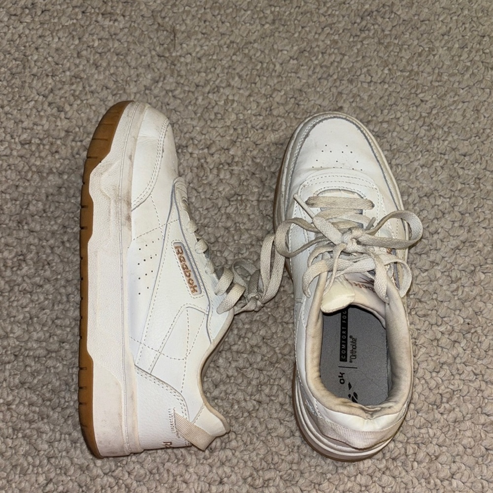 Reebok White Sneakers with Brown Gum Sole